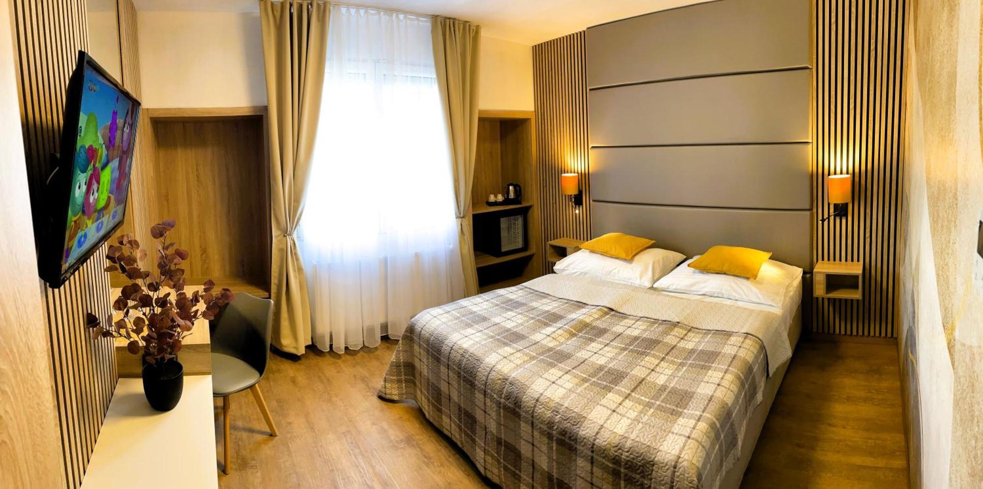 Hotel Benica Benesov  Extérieur photo