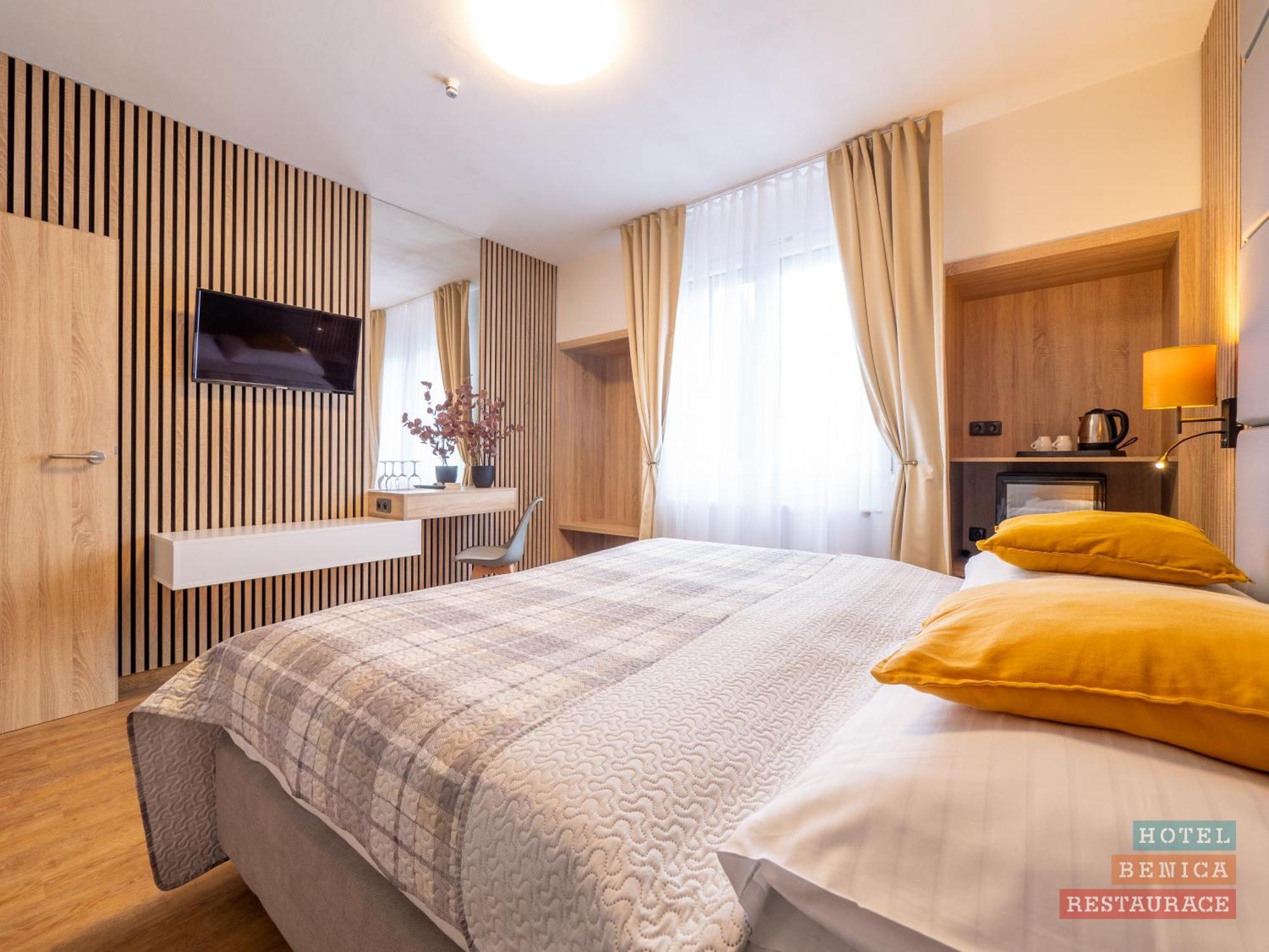 Hotel Benica Benesov  Extérieur photo