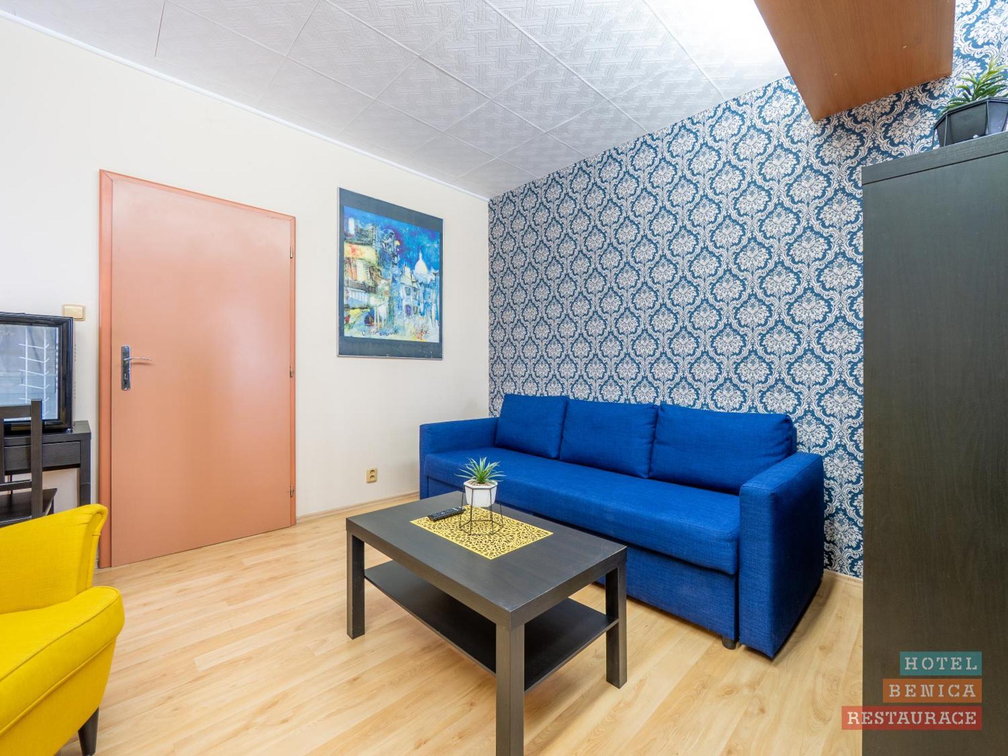 Hotel Benica Benesov  Extérieur photo