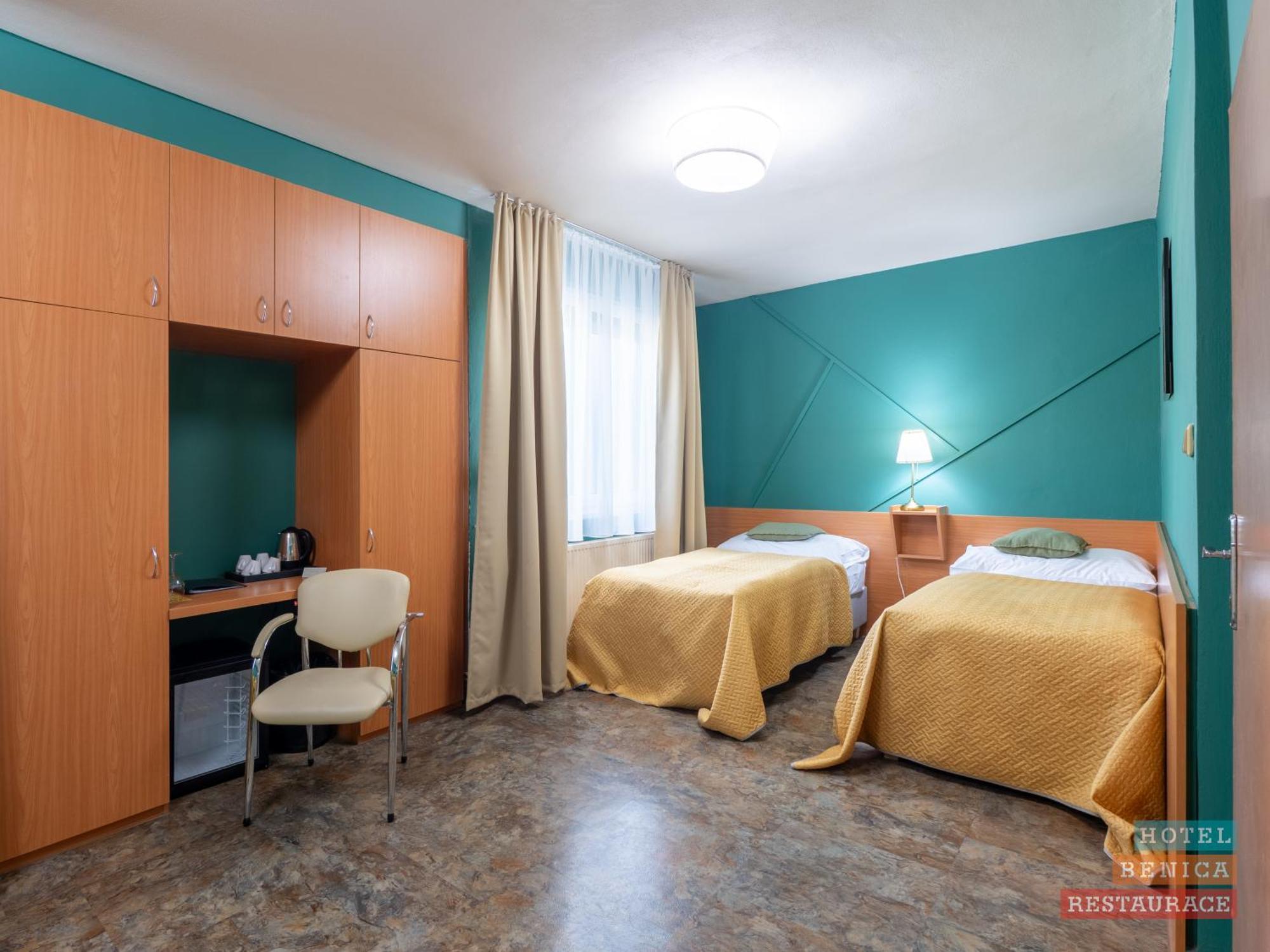 Hotel Benica Benesov  Extérieur photo